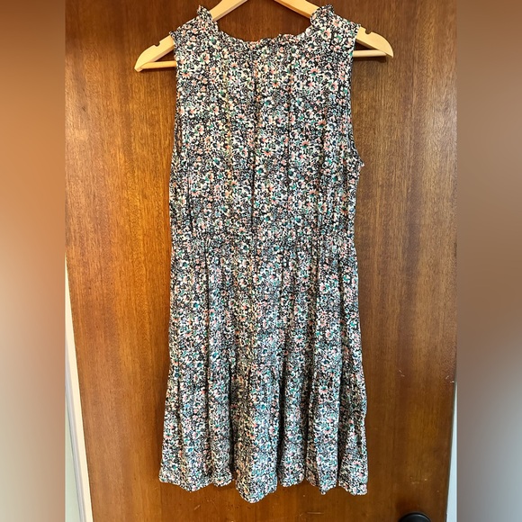 GAP Floral V-Neck Tiered Dress in Coral, Teal & Black - Picture 2 of 3